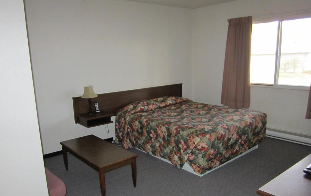 Brothers Inn Motel Prince George Room photo